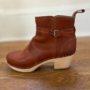 Swedish Hasbeens - Women's Size 8